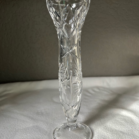vintage Bohemian cut crystal bud vase. - Picture 9 of 10